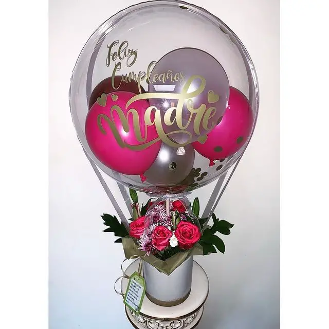 Flower box with baloon and boukey - Ideal Floral Ideas